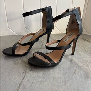 Steve Madden Elegant Black Heels size 8.5